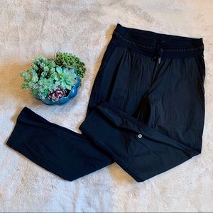 NWOT lululemon Dance Studio Crop, size 6